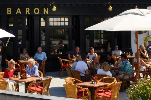 Die Terrasse der Baron à Coo